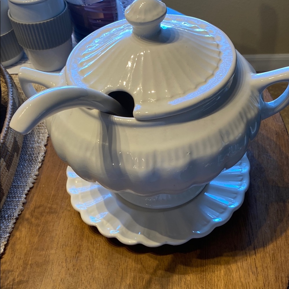 Vintage MCM Ceramic and porcelain soup tureen with lid laddle and platter USA
